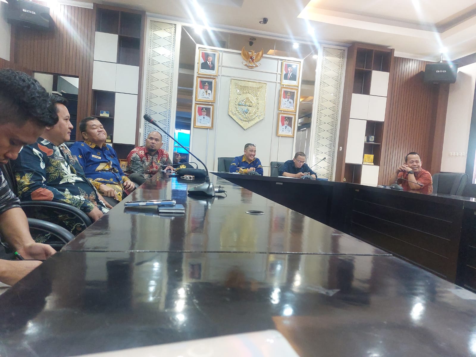 ZOOM METTING RAPAT KOORDINASI PELAKSANAAN FESTIVAL EKONOMI KEUANGAN DIGITAL INDONESIA X DAN RAPAT PENGENDALIAN INFLASI PERCEPATAN PERLUASAN DIGITALISASI DAERAH (P2DD) TAHUN 2026