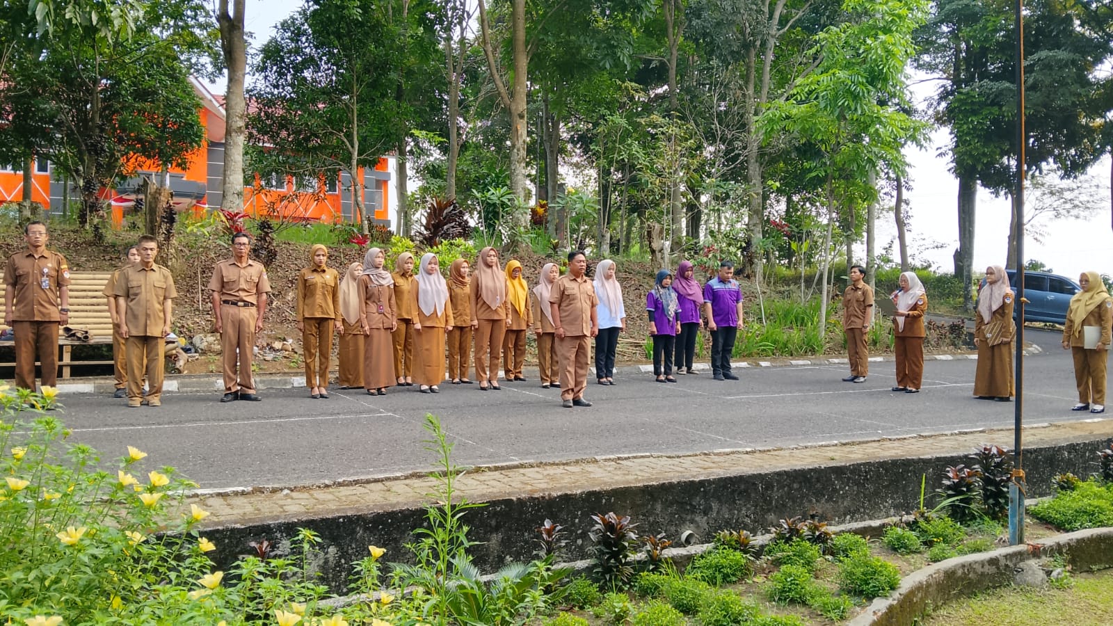 Dinas Ketahanan Pangan Melaksanakan Apel Rutin Setiap Hari Senin, Tekankan Pentingnya Kedisiplinan Pegawai